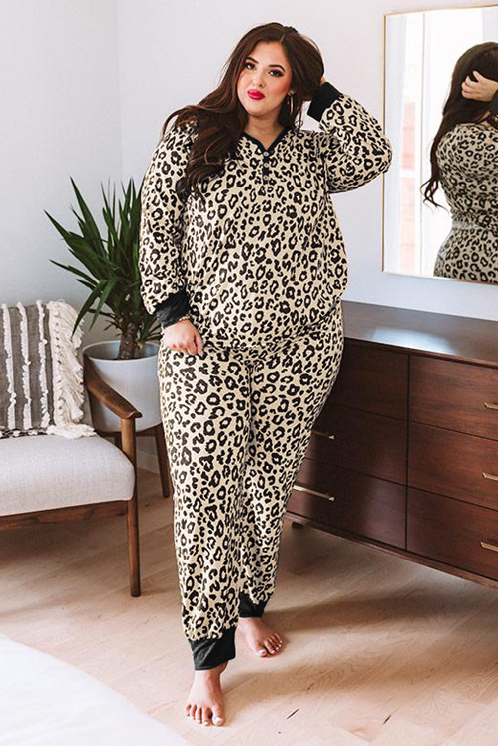 Plus Size V Neck Top And Sweatpants Lounge Set