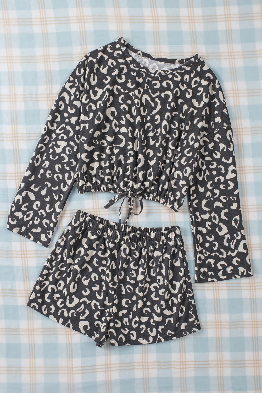 Animal Print Long Sleeves Pullover and Shorts Lounge Set